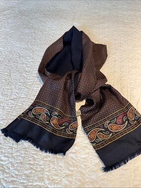 Men's Navy and Brown Paisley Border Scarf